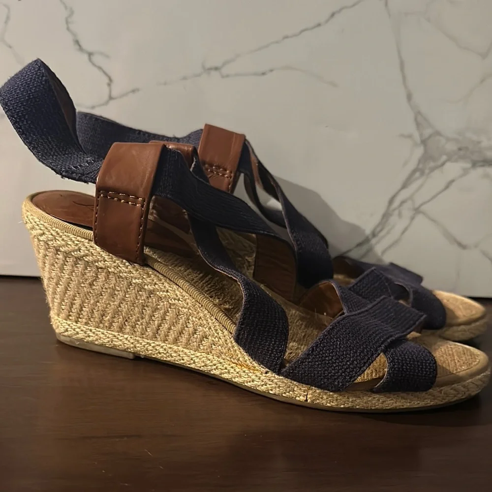 Lucky Brand Navy and Tan Wedge Sandals - Picture 4 of 5